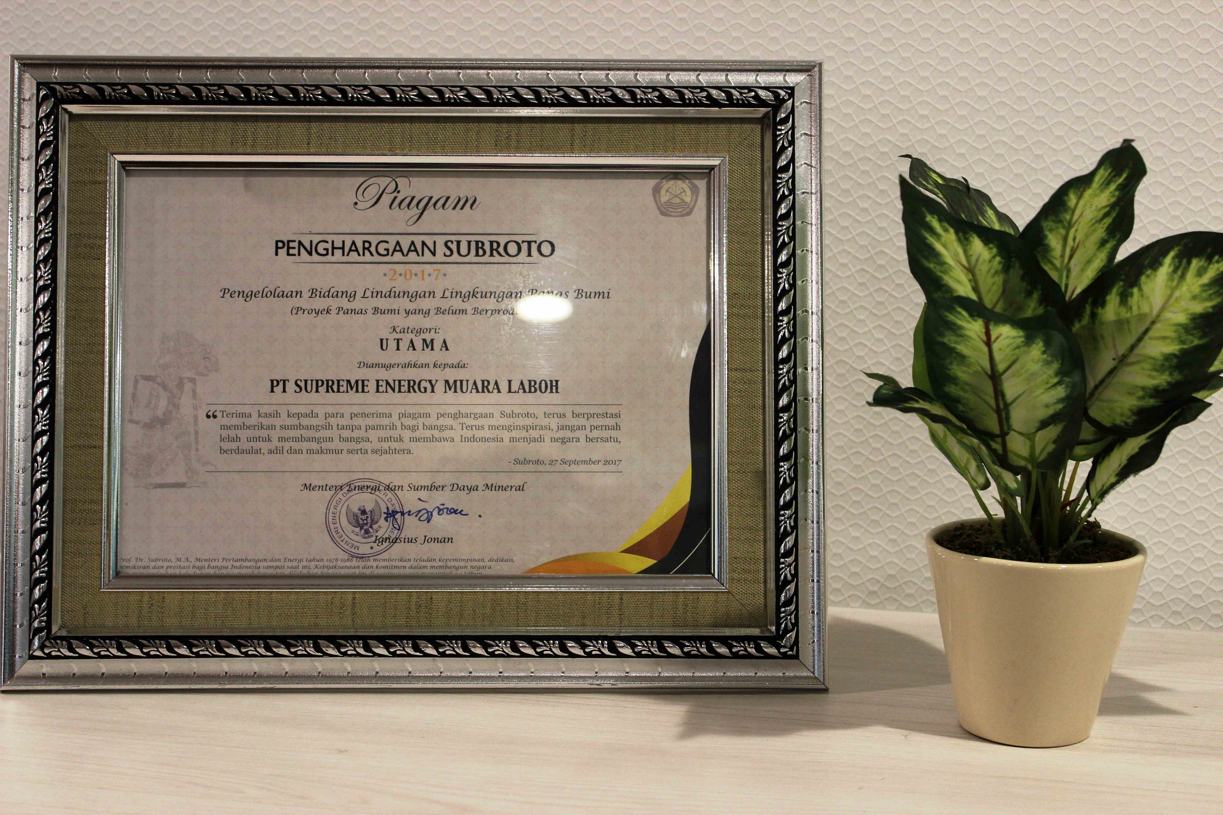 SUBROTO AWARD - PERINGKAT UTAMA PENGELOLAAN BIDANG LINDUNGAN LINGKUNGAN PANAS BUMI WKP BELUM BERPRODUKSI - SUPREME ENERGY MUARA LABOH - 2017